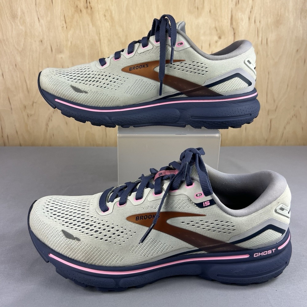 Brooks Ghost 15 Women's Size 9.5B Running Shoes Comfort 1203801B492